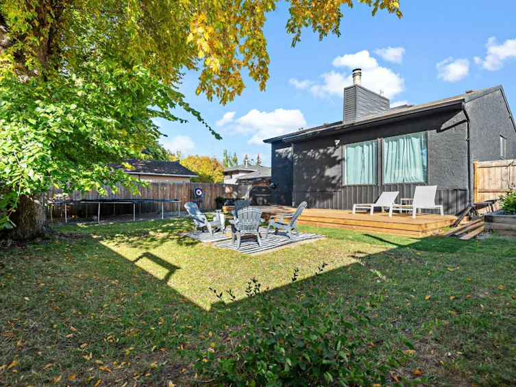 68 Barrett Drive, Red Deer, AB, T4R 1J3 - 4