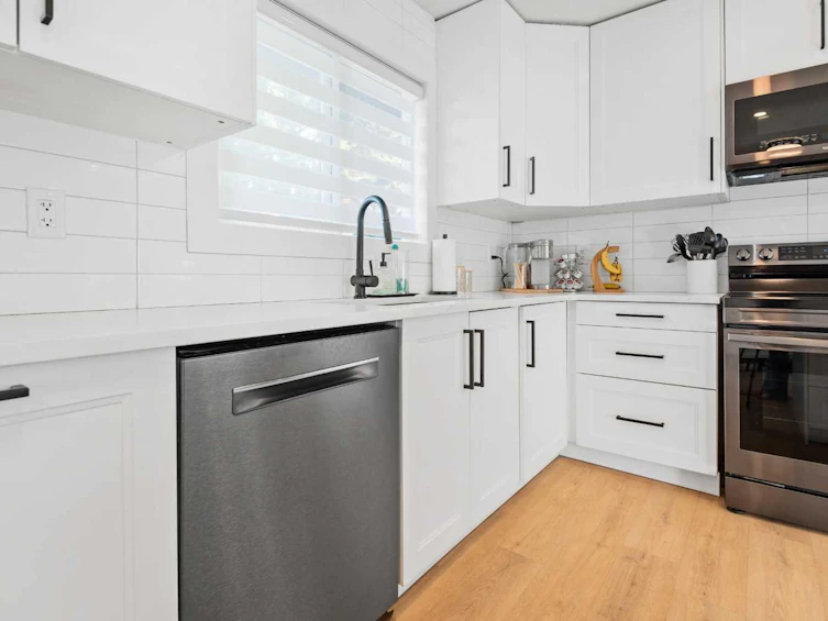 68 Barrett Drive, Red Deer, AB, T4R 1J3 - 11