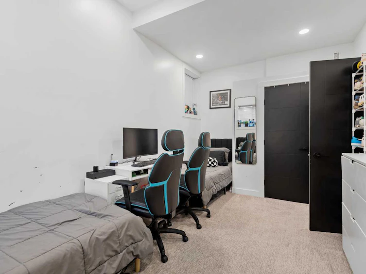 68 Barrett Drive, Red Deer, AB, T4R 1J3 - 34