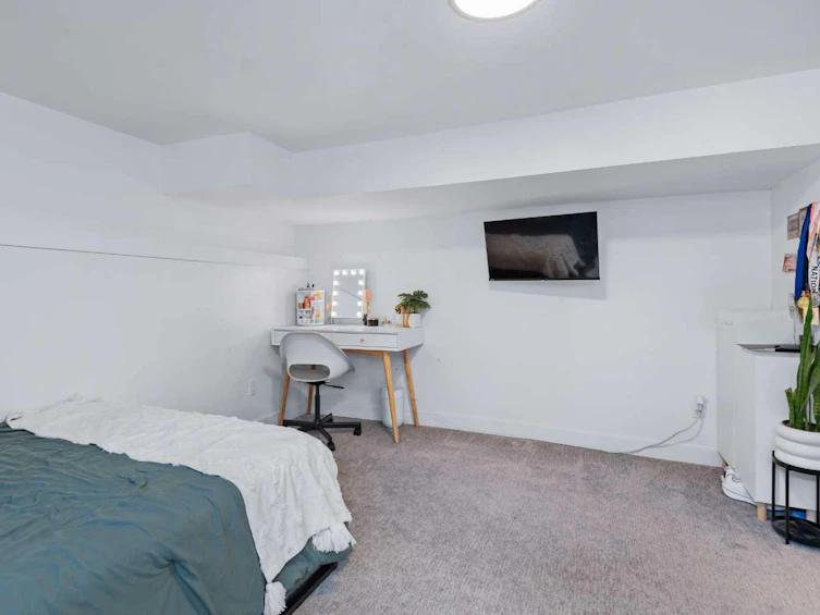 68 Barrett Drive, Red Deer, AB, T4R 1J3 - 40
