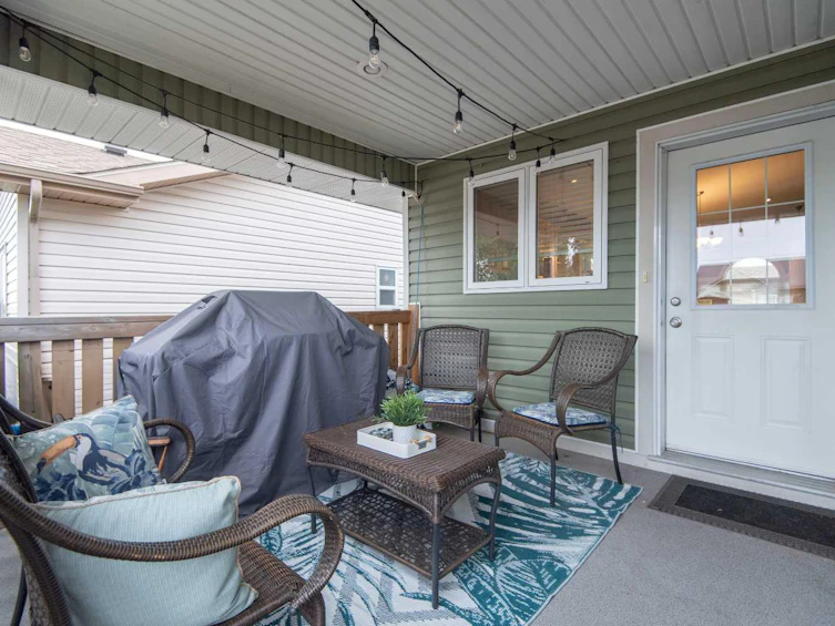 6 Hawthorne Way, Penhold, AB, T0M 1R0 - 8