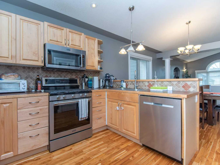 6 Hawthorne Way, Penhold, AB, T0M 1R0 - 20