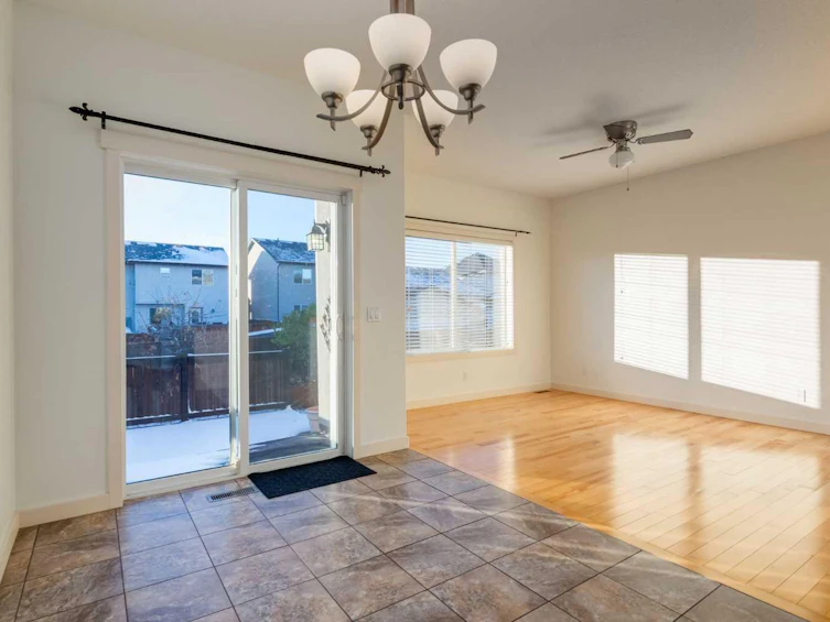27 Kingsland Way SE, Airdrie, AB, T4A 0A4 - 6