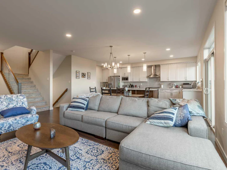 248 Agnes Short Place N, Lethbridge, AB, T1H 7G4 - 7