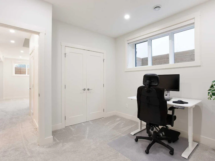 1918 48 Street NW, Calgary, AB, T3B 0B7 - 30