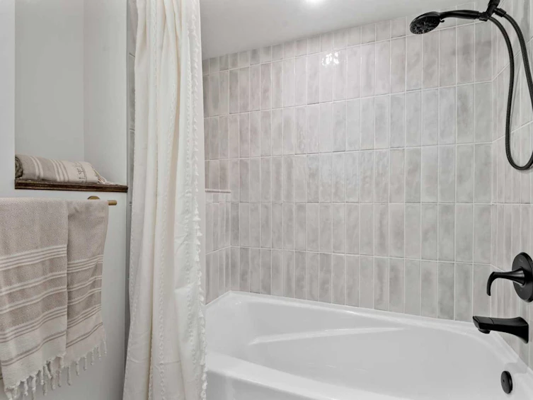 36 Brookes Crescent, Red Deer, AB, T4R 1L9 - 27