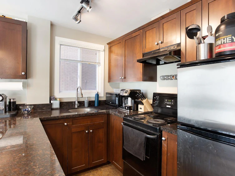 208-1025 14 Avenue SW, Calgary, AB, T2R 0N9 - 5
