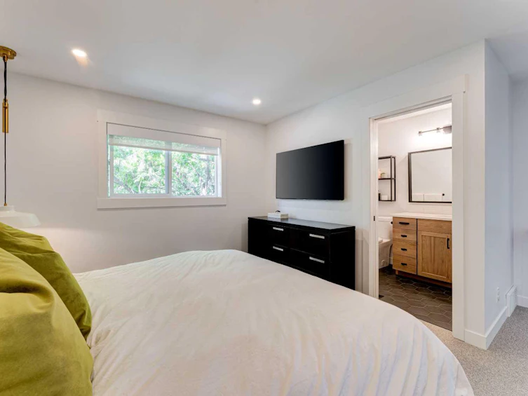2213 26a Street SW, Calgary, AB, T3E 2C2 - 20