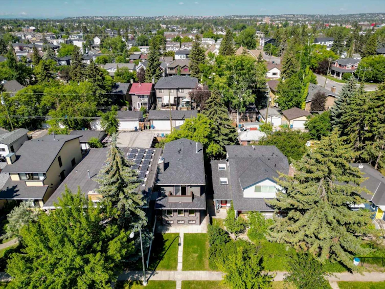 2213 26a Street SW, Calgary, AB, T3E 2C2 - 47