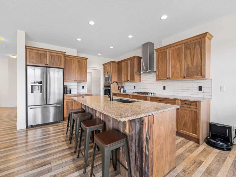 30 Riviera View S, Cochrane, AB, T4C 0Y7 - 6