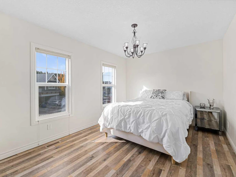 30 Riviera View S, Cochrane, AB, T4C 0Y7 - 19