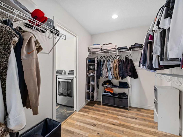 30 Riviera View S, Cochrane, AB, T4C 0Y7 - 27