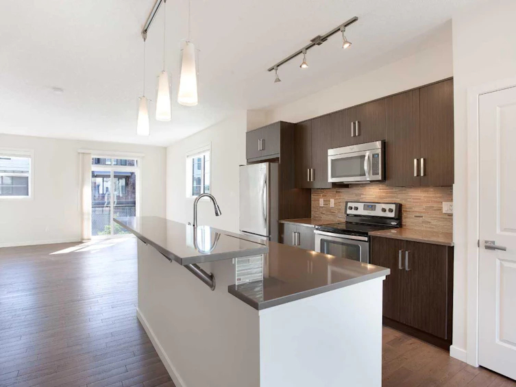 16 Walden Walk SE, Calgary, AB, T2X 0Y4 - 8
