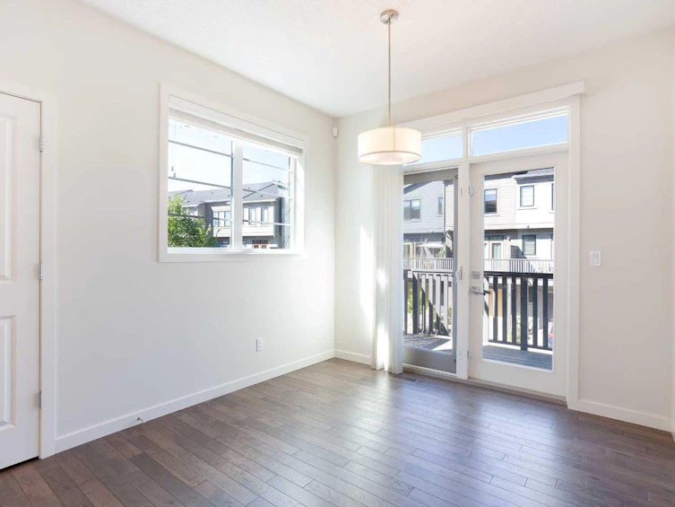 16 Walden Walk SE, Calgary, AB, T2X 0Y4 - 10