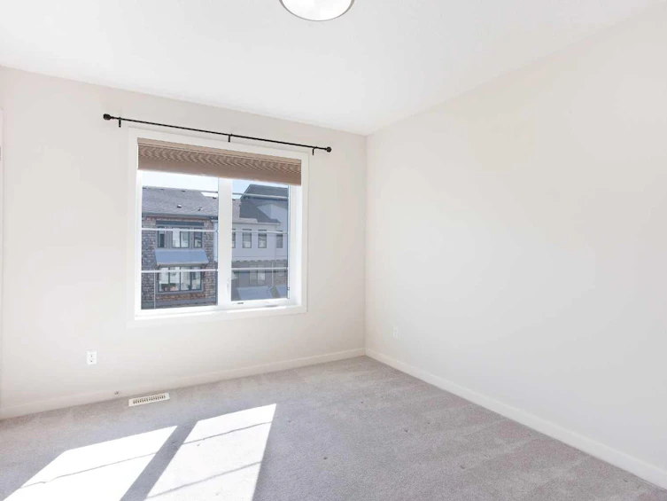 16 Walden Walk SE, Calgary, AB, T2X 0Y4 - 15