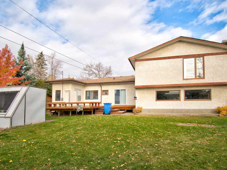 1027 32 Avenue NW, Calgary, AB, T2K 0B2 - 13