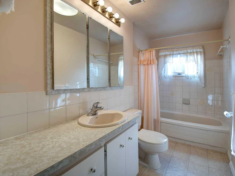 1027 32 Avenue NW, Calgary, AB, T2K 0B2 - 28