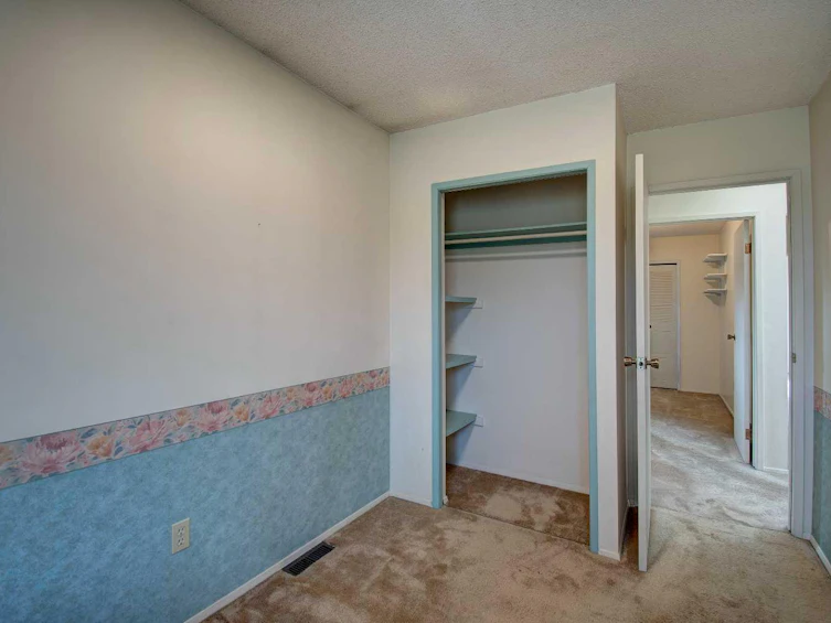 1027 32 Avenue NW, Calgary, AB, T2K 0B2 - 36