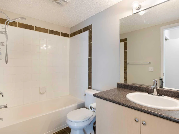 211-17 Country Village Bay NE, Calgary, AB, T3K 5Z3 - 11