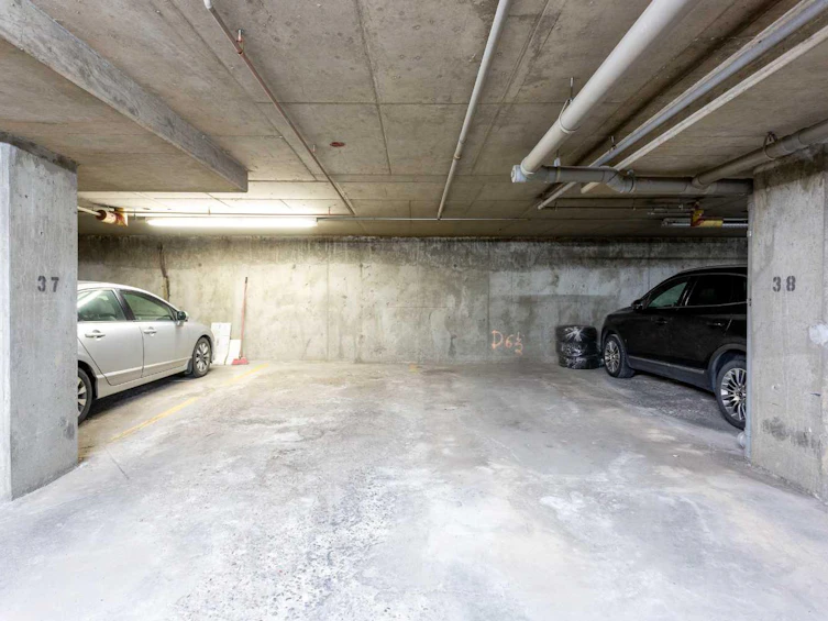 211-17 Country Village Bay NE, Calgary, AB, T3K 5Z3 - 13