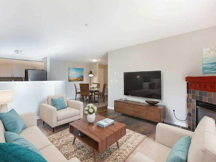 211-17 Country Village Bay NE, Calgary, AB, T3K 5Z3 - 2