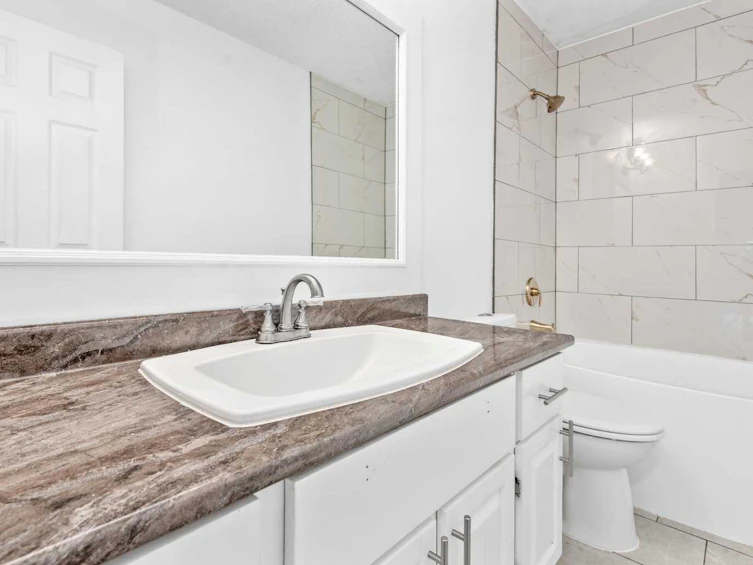 28 Drake Close, Red Deer, AB, T4R 1Y6 - 29