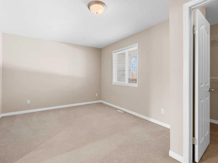 151-33 Donlevy Avenue, Red Deer, AB, T4R 3B6 - 16