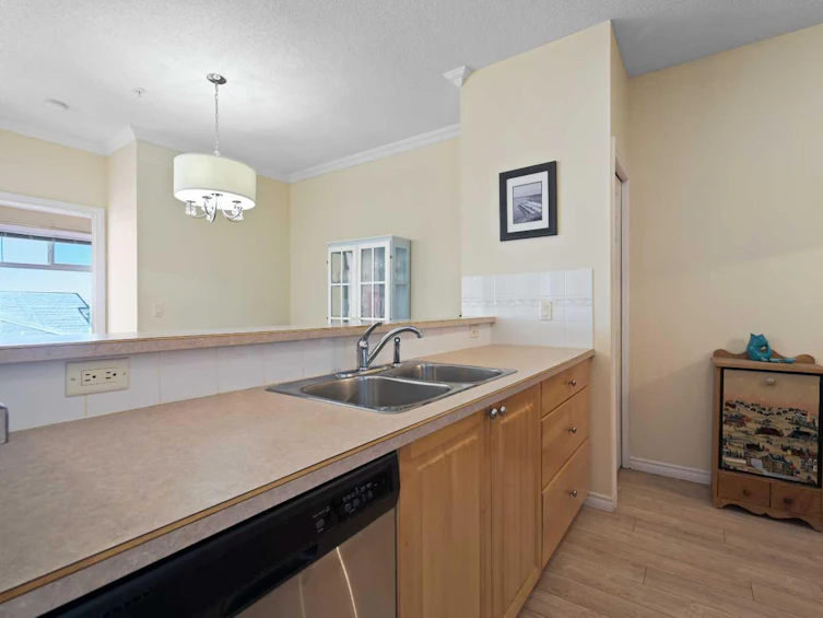 1310-1010 Arbour Lake Road NW, Calgary, AB, T3G 4Y6 - 4