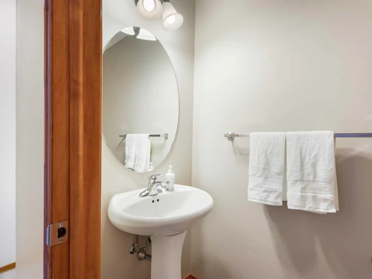 20 Panatella Drive NW, Calgary, AB, T3K 6C2 - 14