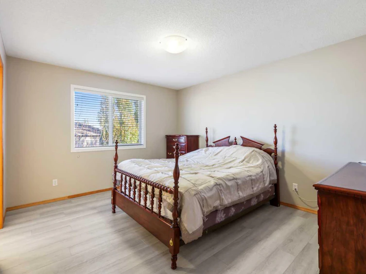 20 Panatella Drive NW, Calgary, AB, T3K 6C2 - 18