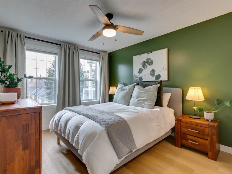221-2233 34 Avenue SW, Calgary, AB, T2T 6N2 - 13