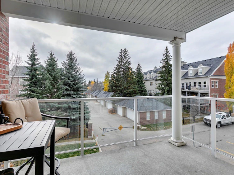 221-2233 34 Avenue SW, Calgary, AB, T2T 6N2 - 22