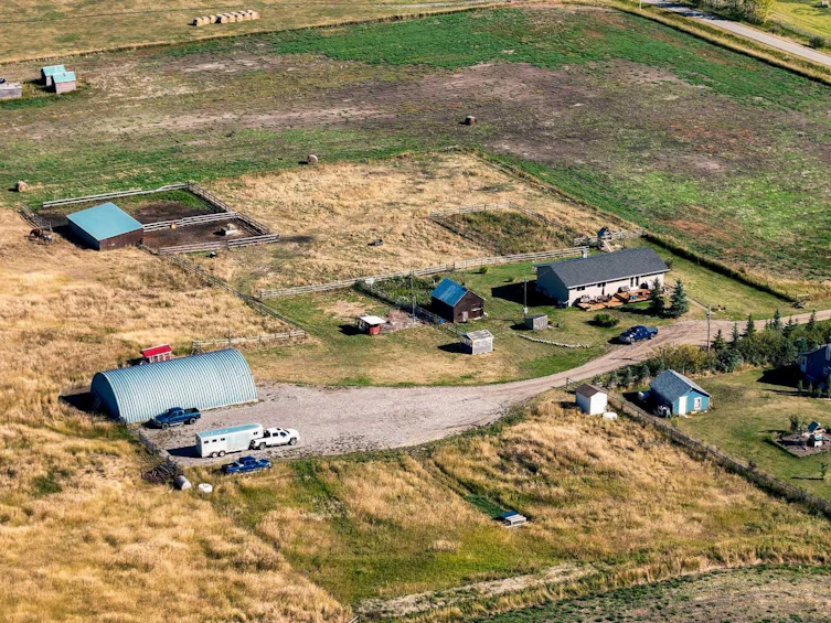 48168 402 Avenue W, Foothills County, AB, T1S 1A1 - 48