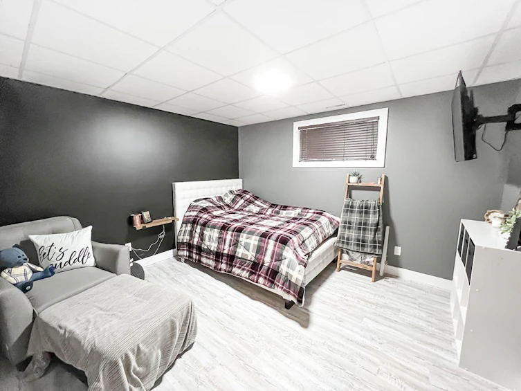 513 1st B Street SW, Falher, AB, T0H 1M0 - 36