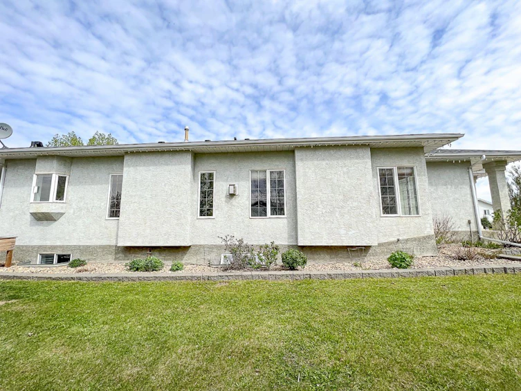 513 1st B Street SW, Falher, AB, T0H 1M0 - 46