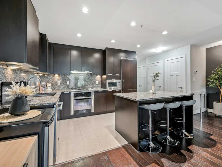 132-99 Spruce Place SW, Calgary, AB, T3C 3X7 - 10