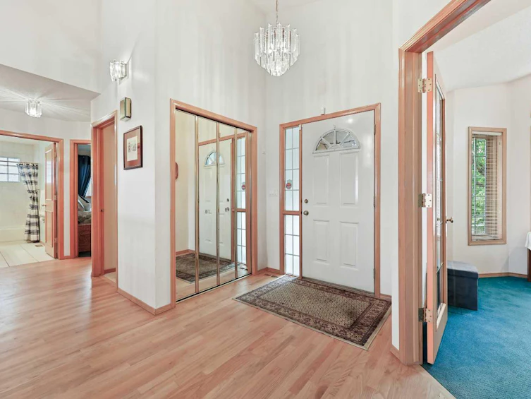 181 Hamptons Green NW, Calgary, AB, T3A 5A8 - 3