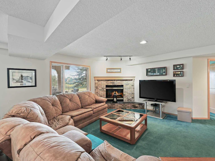 181 Hamptons Green NW, Calgary, AB, T3A 5A8 - 28