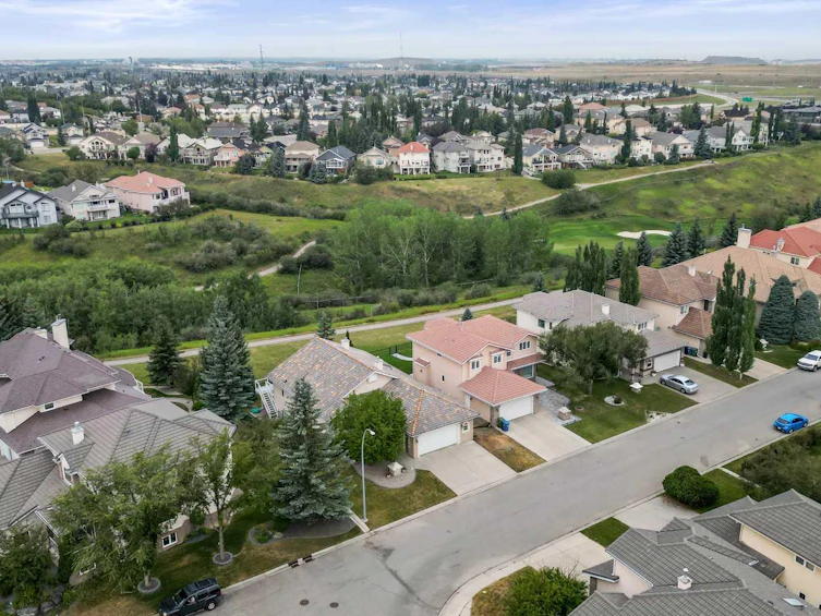 181 Hamptons Green NW, Calgary, AB, T3A 5A8 - 43