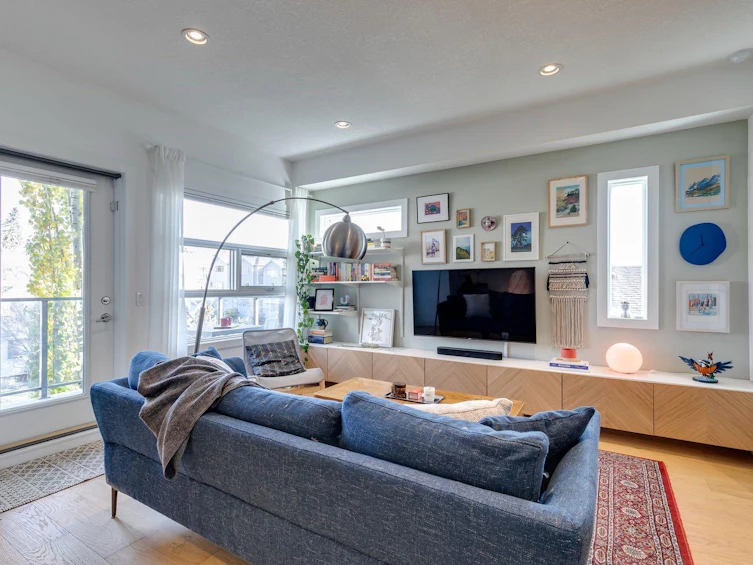 202-1707 27 Avenue SW, Calgary, AB, T2T 1G9