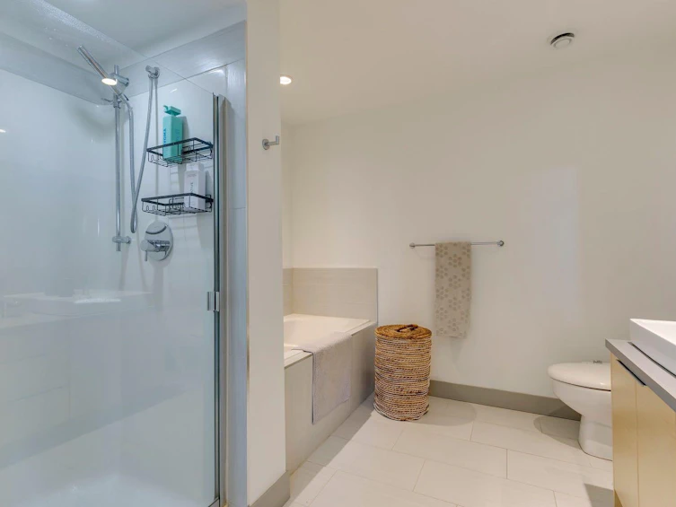 202-1707 27 Avenue SW, Calgary, AB, T2T 1G9 - 24