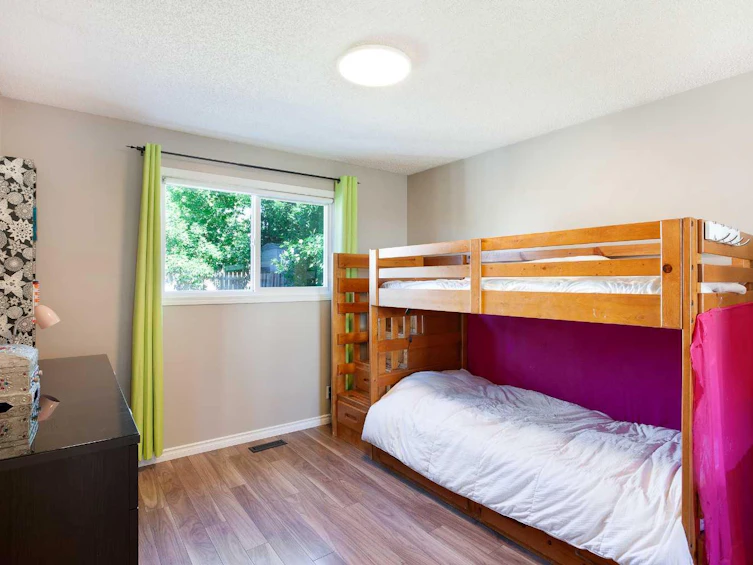 13 Edgeford Road NW, Calgary, AB, T3A 2S5 - 14