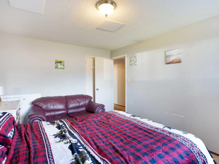 4641 69 Street NW, Calgary, AB, T3B 2K3 - 18