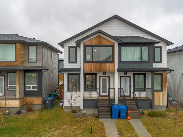 953 Miners Boulevard W, Lethbridge, AB, T1J 5T8 - 2