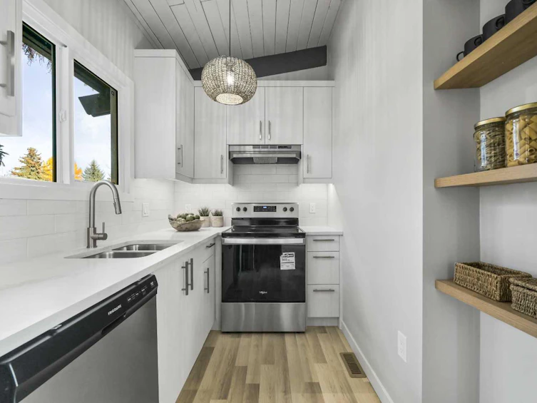 607 Sabrina Road SW, Calgary, AB, T2W 1Y7 - 9