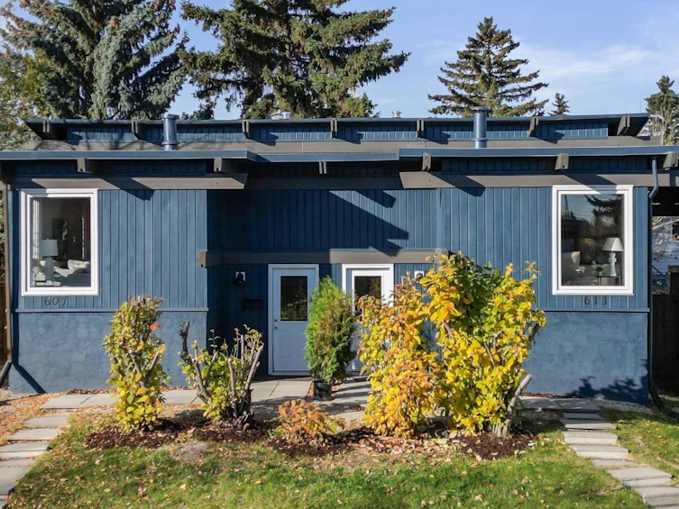611 Sabrina Road SW, Calgary, AB, T2W 1Y7