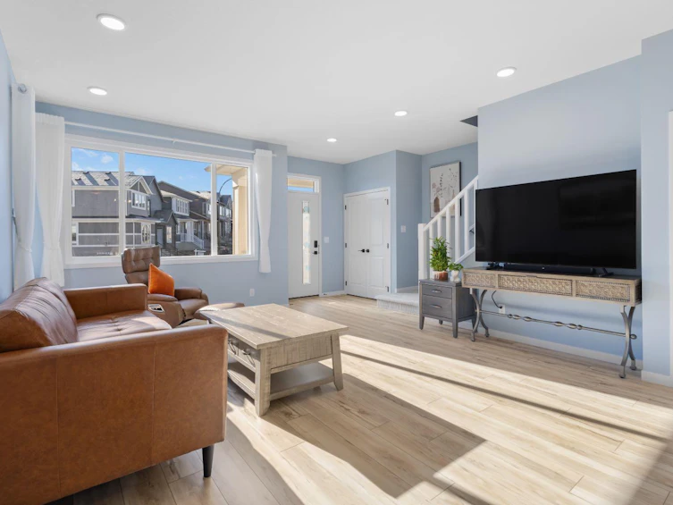 278 Aquila Way NW, Calgary, AB, T3R 1Z1 - 4
