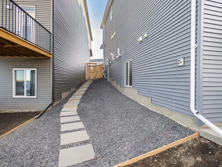 278 Aquila Way NW, Calgary, AB, T3R 1Z1 - 29