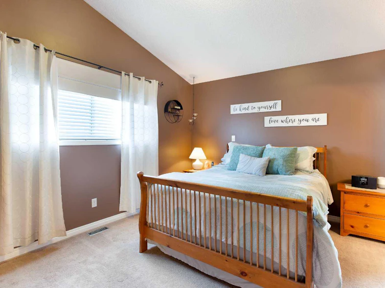 1046 Coventry Drive NE, Calgary, AB, T3K 4P2 - 14