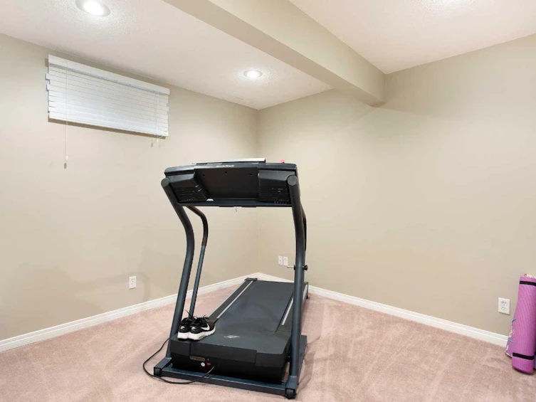 1046 Coventry Drive NE, Calgary, AB, T3K 4P2 - 26